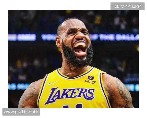 詹姆斯41岁生日夜 湖人不敌活塞